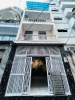 Lô nhì mặt tiền đường nguyễn thị thập, maybach s680 đậu trước nhà, 4 tầng,