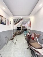 Ngay tên lửa, gần chợ, 30m2, 3 tầng giá chỉ nhỉnh 3 tỷ