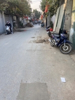 Nhà 47m tứ liên, tây hồ, 3 tầng, lo góc kinh doanh tốt, ô tô ngủ trong nhà. giá