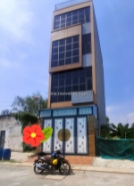 Nhà 5 tầng - 8pn - 61m2 - hxh, chỉ 5.6t - căn duy nhất q9