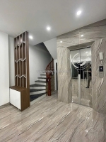 Nhà đẹp - bát khối - long biên, lô góc 2 thoáng, 6 tầng thang máy, ngõ thông, 7