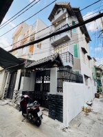 Nhà mới - lô góc - ô tô đỗ cửa - nguyễn du, hai bà trưng