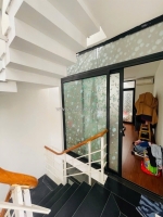 Nhà ngọc thuỵ 35m2, 5 tầng, ngõ ô tô, dân xây tường 20 chắc chắn, gần trường