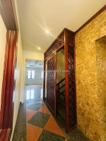 Siêu hot !!! bán nhà mặt ngõ linh lang 100m 7 tầng mặt tiền 4.5m giá 48.5 tỷ