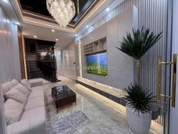 Trung tâm quận đống đa - nhà 5 tầng x 50m2 ngõ nông - giá tầm 14 tỷ