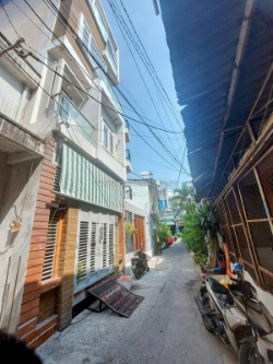 Bán chdv cao cấp  q.8, ngõ tạ quang bửu - giá 8.6 tỷ💸💰