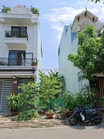 Bán đất mặt tiền đường số 10m, sát công viên, phân lô 5mx25m, phù hợp xây nhà