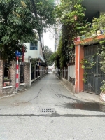 Bán đất thổ cư 70m2 gia thượng, long biên, 7.2 tỷ, sổ đỏ