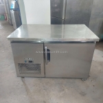 Bàn mát inox 1m2 berjaya qua sử dụng, sử dụng tốt