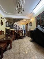 Bán nhà dân xây hoàng văn thái, ngõ thông, kinh doanh đỉnh, 3 tầng chắc chắn