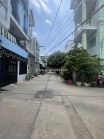 Bán nhà hương lộ 2 bình tân ngang hiếm 5.2m x 17m- 4 tầng kiên cố chỉ 6.35 tỷ