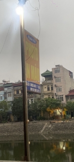 Bán nhà: mặt bờ sông tựu liệt, 35m2, 2 tầng, oto tránh, kinh doanh. hơn 6 tỷ