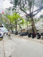 Bán nhà mặt phố oto kinh doanh, vỉa hè rộng, 42m2 x 5t, 3 bước chân ra đh thủy