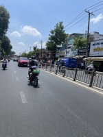 Bán nhà mặt tiền 20x60m giá 150 triệu/m2 đường quang trung