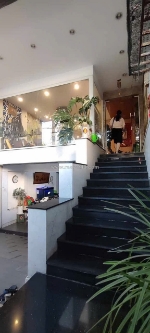 Bán nhà mặt tiền kdc trung sơn , 6 lầu 120 m2 . 
5 pn chỉ 21 tỷ