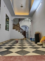 Bán nhà mới đẹp – ngõ nông, ô tô đỗ cửa – 15m ra phố kim giang – giá chào mới