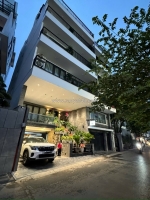 Bán nhà nguyễn hoàng tôn, tây hồ. 83m2 6 tầng mt 5m giá 29,7 tỷ- oto tránh- 1