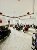 Bán nhà phố cầu giấy 7 tầng 

diện tích: 100m²

 mặt tiền: gần 8m giá bán: 37.5