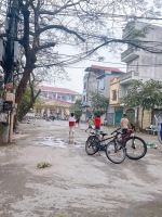 Bán nhà: tựu liệt, 34m2, 5 tầng, oto đỗ cửa, cạnh chợ, trường học. nhỉnh 6 tỷ