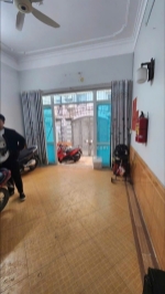 Cần bán gấp nhà khương đình 65m² – 6pn – ngõ rộng gần ô tô – giá 9.8 tỷ