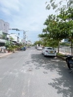 Cần tiền bán gấp nhà mt ba đình, p8, q8, view sông, dt: 40m2(4 x 10m) chỉ 5.2 tỷ