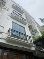 Chính chủ nhờ bán nhà khu vip vạn phúc hà đông, 33m2, 5 tầng, ô tô đõ cửa ngày