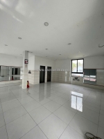 Cho thuê tòa nhà 600m² trung tâm thủ dầu một bình dương — 200 triệu/tháng liên