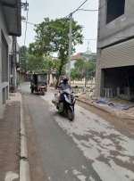 Đất rẻ hiếm thây giang biên long biên -đường thông - 0t0 đô 
đất vuông vắn đẹp