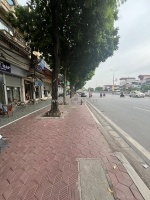 Mặt phố - vỉa hè rộng kinh doanh siêu khủng -  tỷ