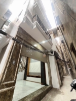 Minh khai - căn góc 2 mặt thoáng –5 tầng mới – 6 ngủ – gần ô tô tránh