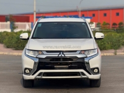 Mitsubishi outlander 2.0 cvt – đời 2022