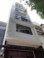 Nhà đẹp đông ngạc - bắc từ liêm - dt50m2 - 5 tầng - giá 8,3 tỷ - kinh doanh -