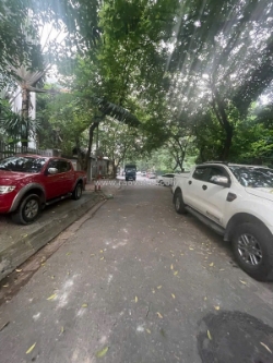 Nhà hiếm gần hồ linh đàm, quận hoàng mai, ngõ ô tô tránh, kinh doanh đỉnh, 80m2