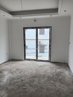 Nhà mới ngõ thông.tư đình 30m2,6 tầng, mặt tiền 4.5m, 5.8 tỷ long  biên.