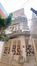 Nhà phố 6 tầng-80m2-7 phòng-thang máy-đường 12m- cv làng hoa-tiện