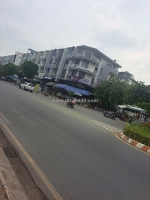 Nhinh 12 tỷ. nhà vị trí rất đẹp có thang máy+ hầm, vừa ở vừa kinh doanh .khu