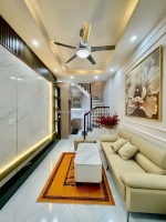 Phố võ thị sáu-hai bà trưng dt 30 met, 3 tầng, ngõ rộng 3 m, ngõ thông,50 ra ô