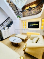 Siêu hời! 
bán nhà 5 tỷ, ô tô đỗ cửa, phố đặng tiến đông, zalo 0911911021