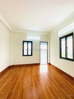 Siêu hot nguyễn văn cừ - có thang máy – lô góc – 3 thoáng, thông ra  ngọc lâm ,