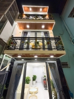 Siêu phẩm nhà đẹp • ngay ngã tư phú nhuận • 3 tầng • 3pn • full nội thất • 4.x