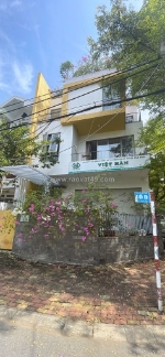 Toà nhà văn phòng 4 tầng - khu dân trí cao - dòng tiền 15 tr