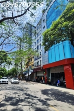 Tòa văn phong, võ chí  công, nghĩa đô, cầu giấy, dt400m2 x 8t mt13m xây full