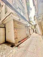 Tôi cần bán nhà ngõ 79, phố 8/3,lô góc, kd 32m2, 5 tầng, mt4.1m giá 6.2 tỷ