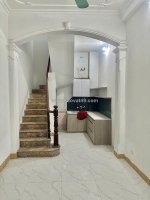 Văn chương-chỉ nhỉnh 5 tỷ-dt 27m x 5 tầng-dân xây-gần hồ-30m ô tô tránh