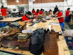 👜 kinh doanh ít vốn – lấy hàng đồ da xuất khẩu 0822.879.469 (hảo)