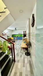 Bán gấp nhà mặt tiền dương thị mười, quận 12, dt 4m x 27m gía 10,7 tỷ còn