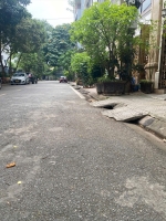 Bán gấp nhà phố ngọc lâm, long biên 40m2, 5 tầng, gara ô tô, giá nhỉnh 11 tỷ.