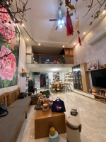 Bán nhà bồ đề,long biên , 100m 5t giá 26 ty oto kd