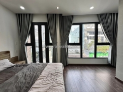 Bán nhà hoàng hoa thám hai thoáng 45m 4 tầng mặt tiền 4,5m giá chào 8.5 tỷ