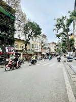 Bán nhà mặt phố hàng cót. hoàn kiếm. 50m2 5 tầng mt 13m giá 51 tỷ- vị trí đắc